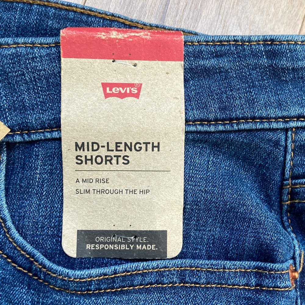 Levi's Jean Short mid length denim short mid rise cuffed 24W - Picture 4 of 17